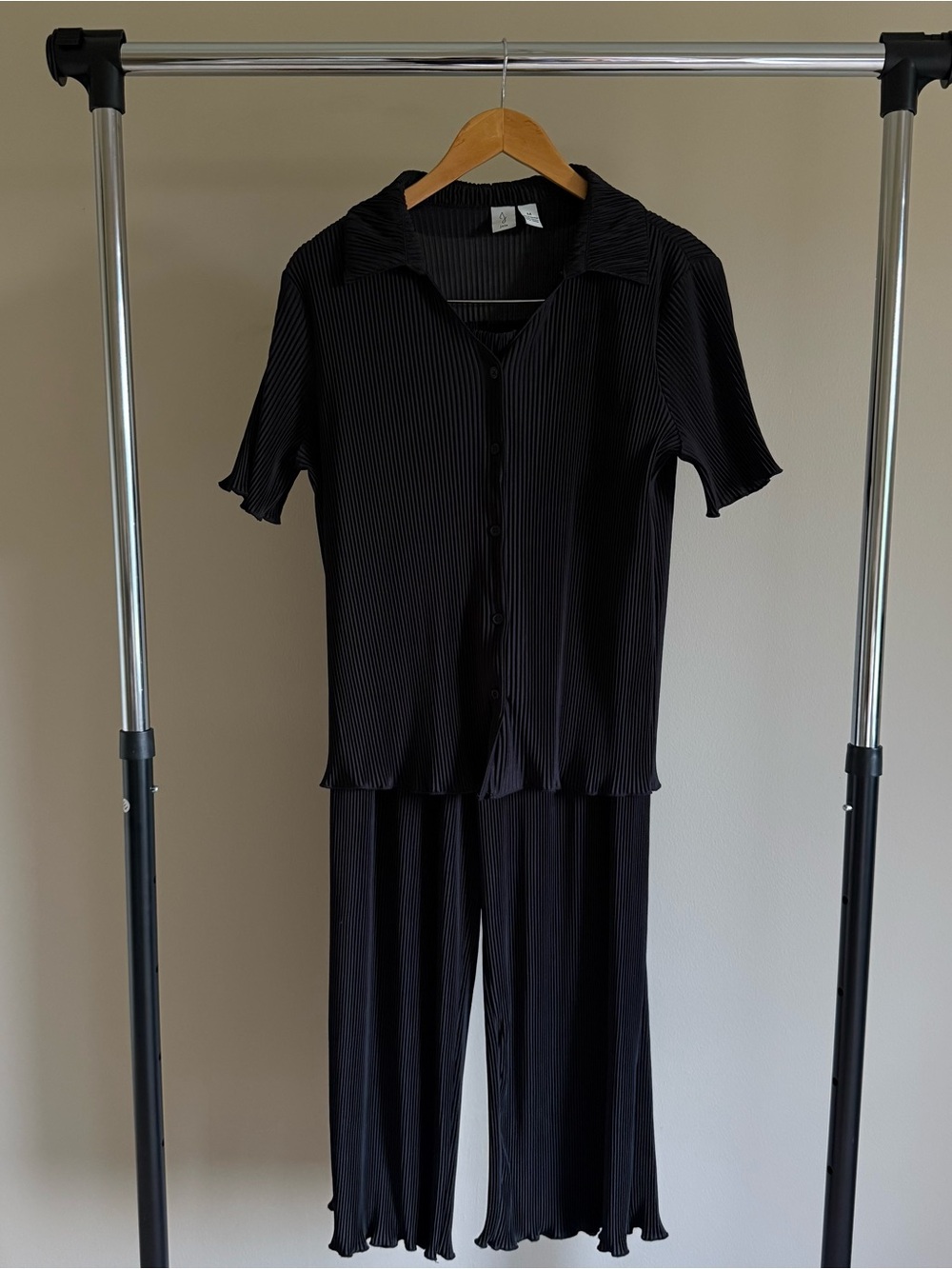 Joie Black Ribbed Short-Sleeve Button Top & Wide-Leg Pants Set